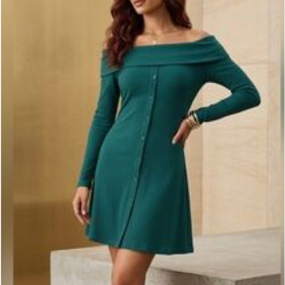 Wild Fable Off-Shoulder Long Sleeve Green Fitted Dress